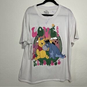 Disney Winnie the Pooh Love‎ Kindness Graphic T Shirt Size Small Embroidered